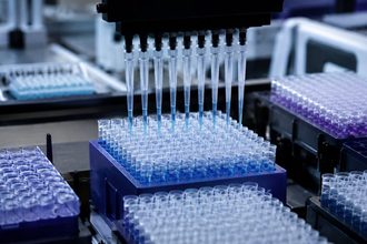 Una herramienta reduce hasta un 93% algunas mediciones de laboratorio mezclando las muestras antes de analizarlas 6 Automatizacion de pipeteo en laboratorio