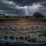 Tormenta sobre campus y geologia subterranea